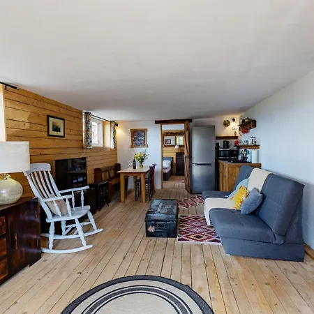 Sunset Holidays - Boska Nora - Aneks