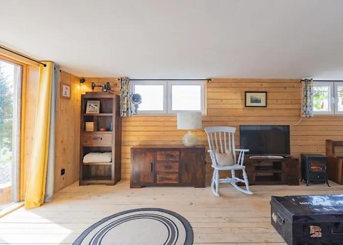 Sunset Holidays - Boska Nora - Aneks Komarno